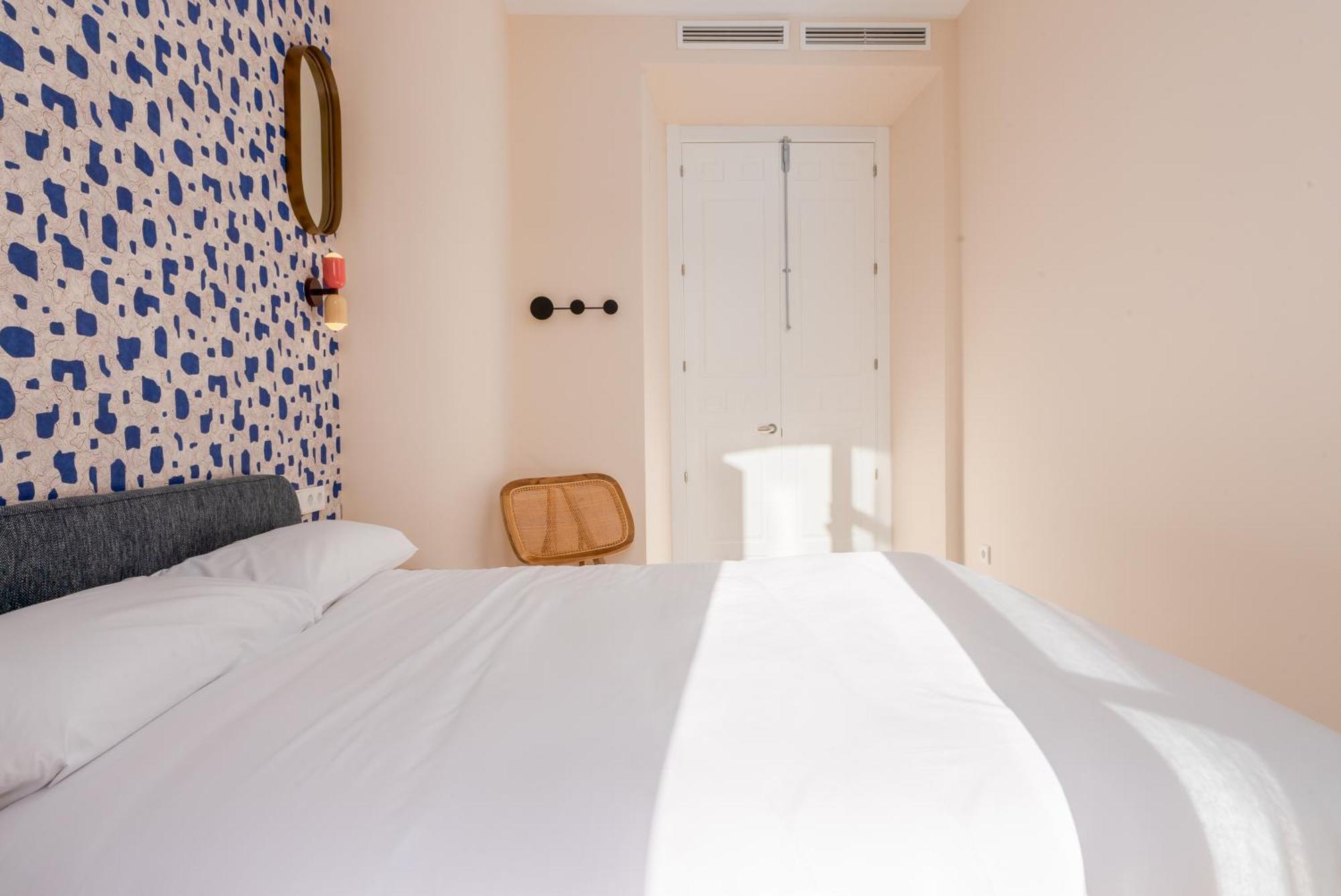Smartr Malaga Centro Aparthotel Exteriör bild